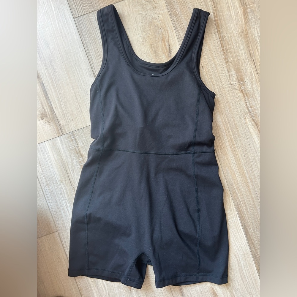 PAC 1980 Black Athletic Top